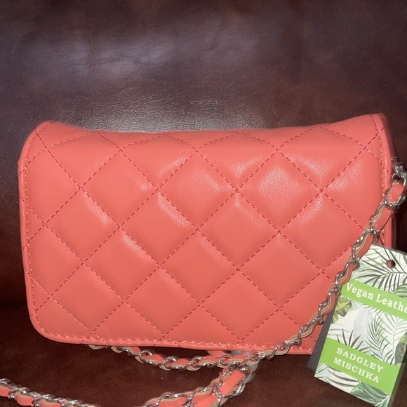 Badgley Mischka Coral - Picture 7 of 10